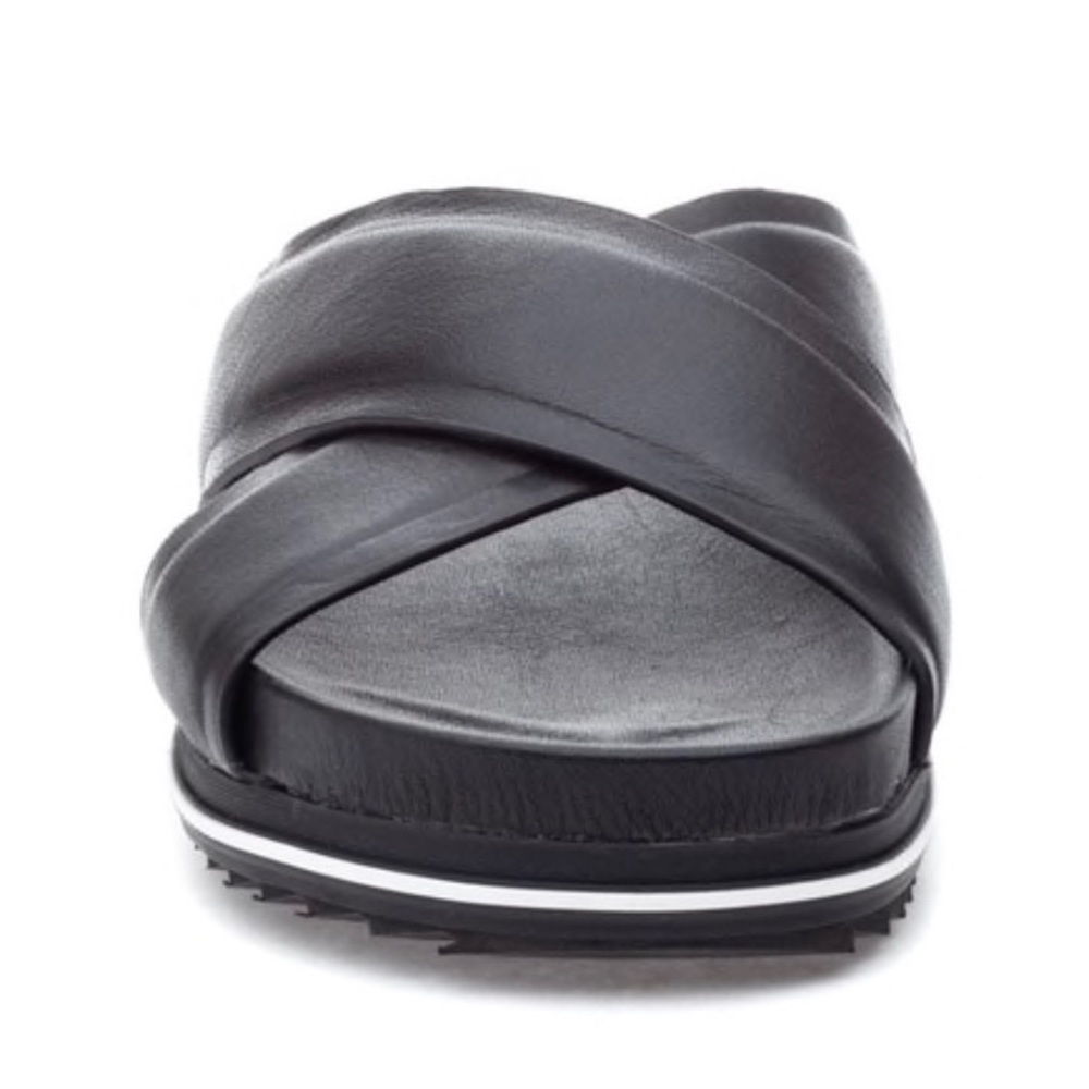 LAST ONE | J/Slides | Olivia Sandal | Black - Picture 4 of 8
